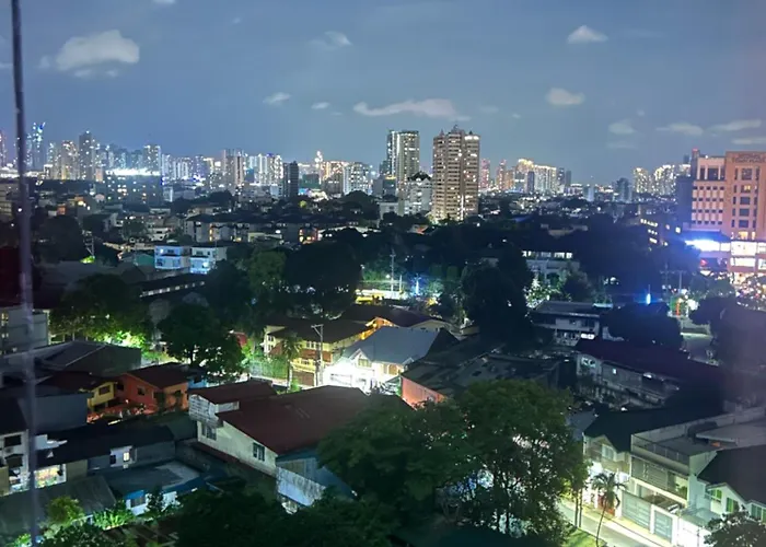 Apartamento Cozy 2br 2bth Heater Near Filoil Centre Arena San Juan Manila